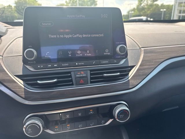 2025 Nissan Altima SV - Photo 12