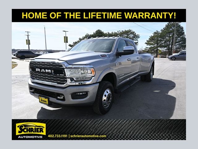 2022 RAM 3500 Limited Crew Cab LB DRW 4WD