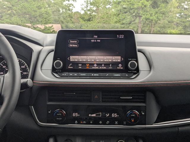 2025 Nissan Rogue Rock Creek photo