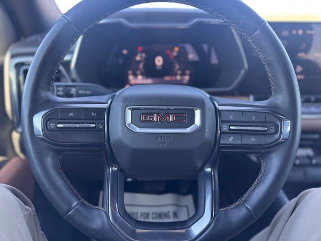 2023 GMC Canyon 4WD Crew Cab Short Box AT4