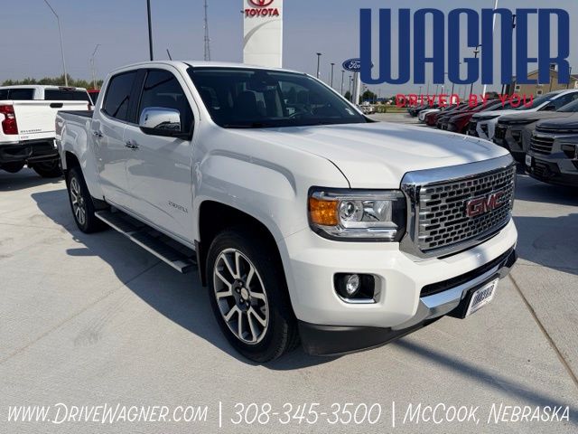 Summit White 2019 GMC Canyon Pickup Truck Four-Wheel Drive 8-Speed Automatic