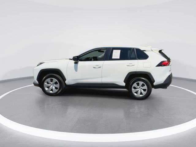 Used 2025 White Toyota LE image 7