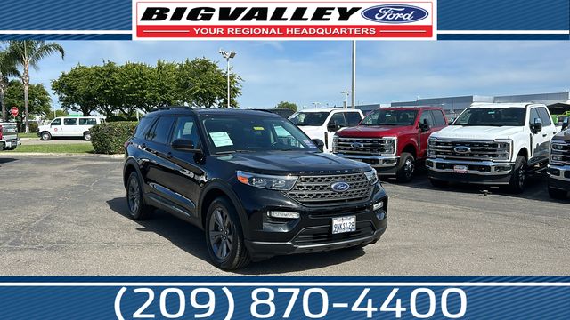 Black Metallic 2024 Ford Explorer SUV / Crossover All-Wheel Drive Automatic