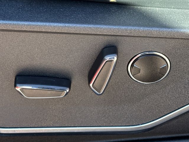 Used 2022 Orange Ford Raptor image 22