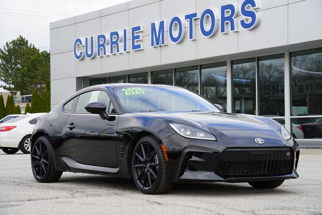 2025 Toyota GR86 Premium RWD