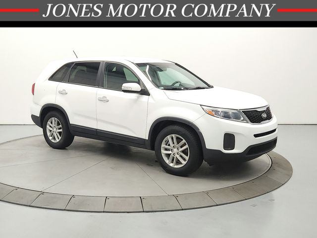 Snow White Pearl 2015 Kia Sorento SUV / Crossover Front-Wheel Drive 6-Speed Automatic