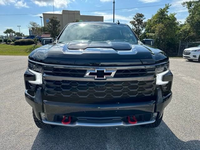 2024 Chevrolet Silverado 1500 ZR2 8