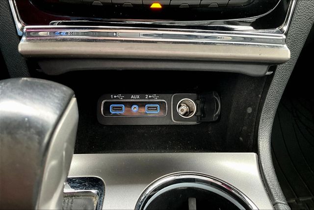 Used 2020 White Jeep Altitude image 16