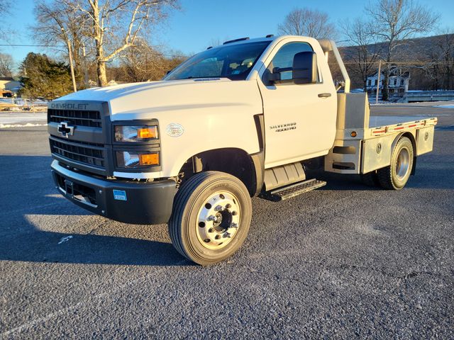 Summit White 2020 Chevrolet Silverado 4500HD Pickup Truck 6-Speed Automatic