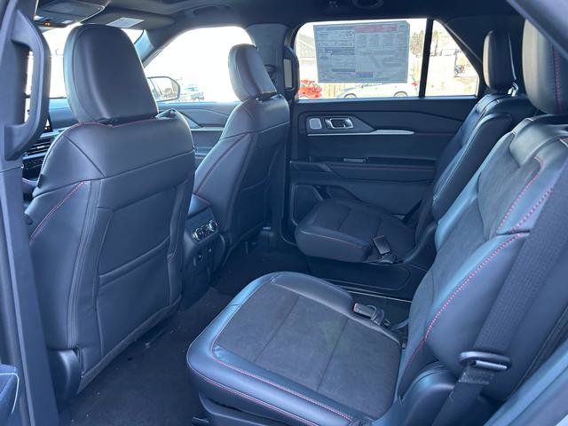 2026 Ford Explorer ST - 6
