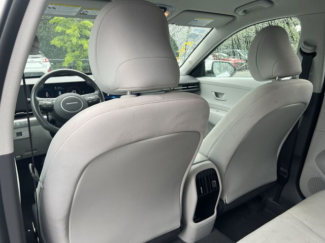 Used 2025 White Hyundai SEL image 35