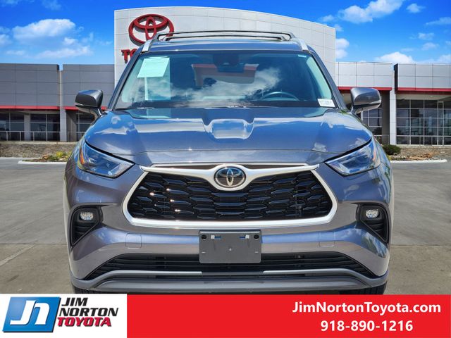 Used 2023 Toyota Highlander XLE with VIN 5TDKDRAH7PS047717 for sale in Tulsa, OK