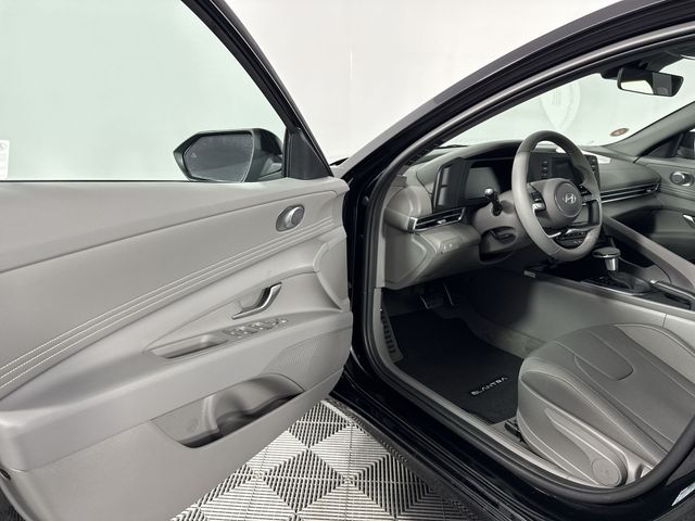 New 2025 Hyundai Elantra For Sale in Indianapolis, IN