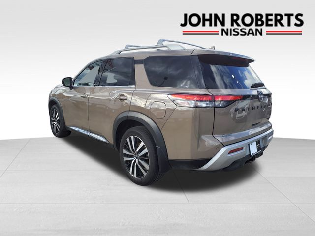 2023 Nissan Pathfinder Platinum 15