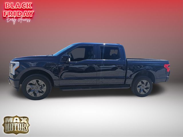 2023 Ford F-150 Lightning Lariat 4