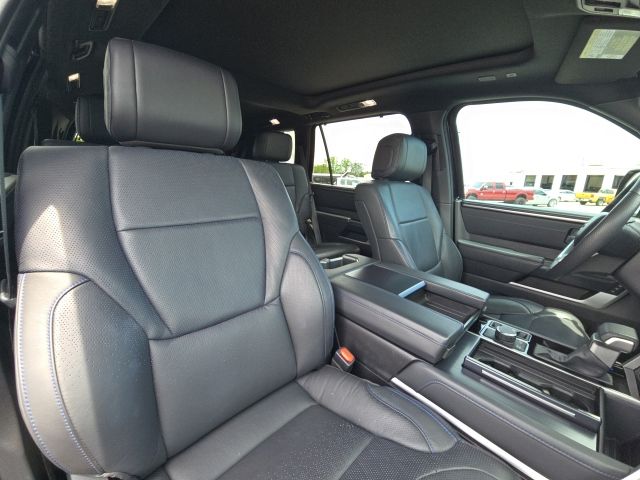 2024 Toyota Sequoia Platinum:169087A