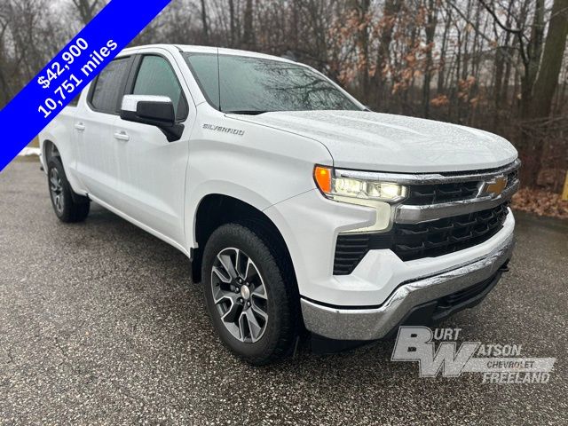 2024 Chevrolet Silverado 1500 LT 7