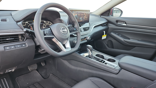 2025 Nissan Altima