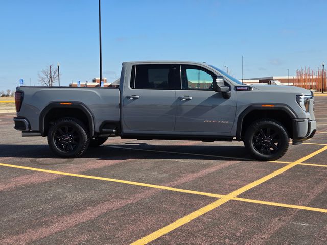 2025 GMC Sierra 2500HD AT4