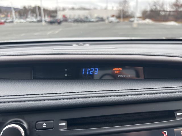 used 2015 Toyota Highlander car, priced at $15,999