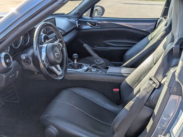 Used 2020 Gray Mazda Grand Touring image 15