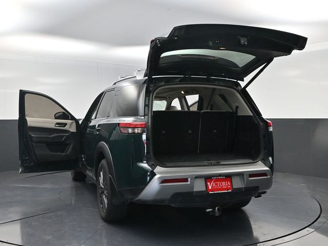 2023 Nissan Pathfinder SL Black at Community Toyota