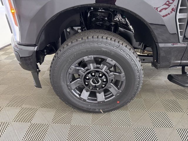 2025 Agate Black Metallic Ford Super Duty F-250 SRW XL 4X4 Truck
