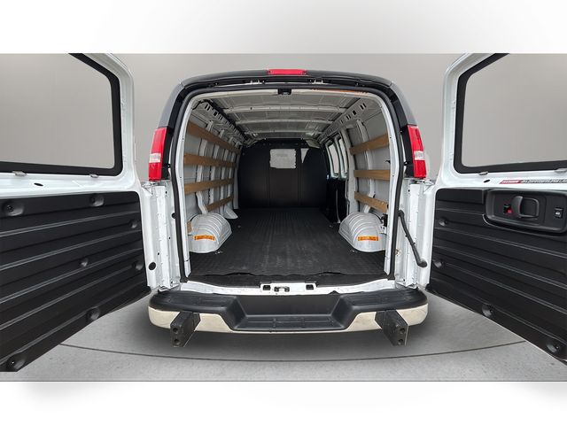 Used 2024 White GMC Work Van image 29