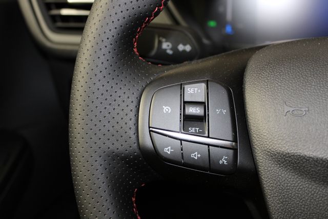 2025 Ford Escape ST-Line photo 9