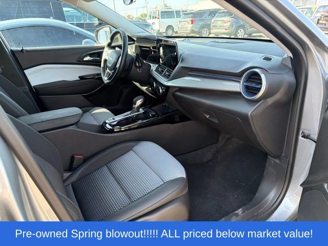 Used 2024 Sterling Gray Metallic Chevrolet LT image 13