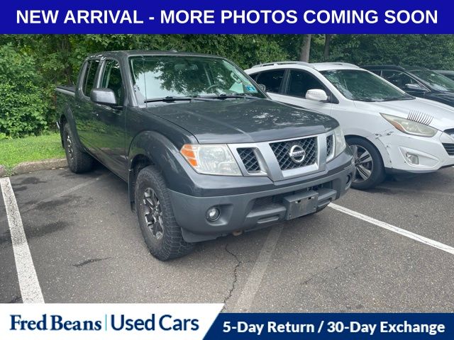 Night Armor 2014 Nissan Frontier Pickup Truck Four-Wheel Drive 5-Speed Automatic Overdrive