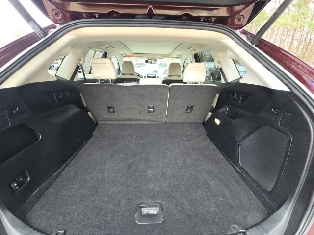 2022 Ford Edge Titanium:168337A