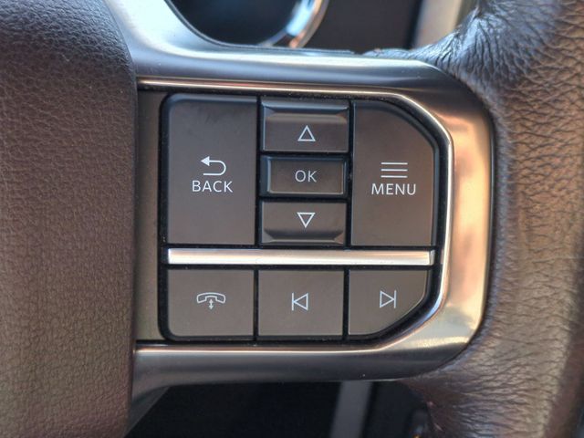 Used 2023  Ford King Ranch image 18