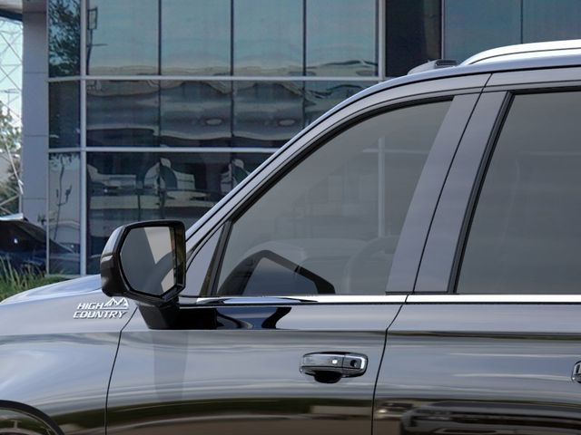 2026 Chevrolet Suburban High Country Black at Traditions Chevrolet