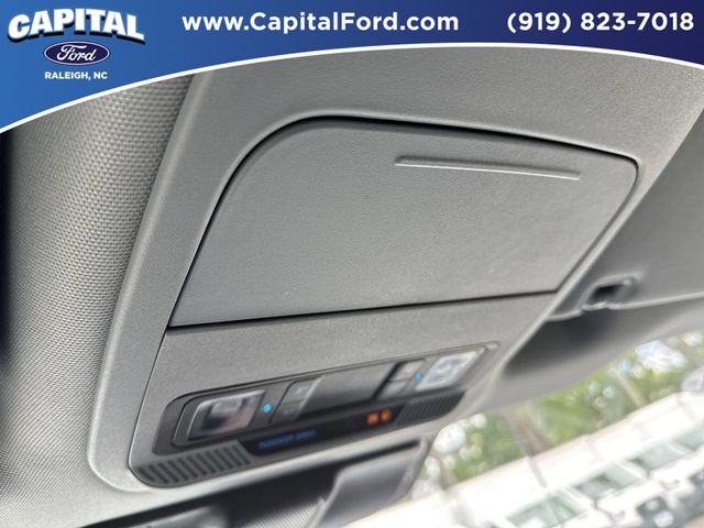 Certified Used 2025 Oxford White Ford XLT image 32