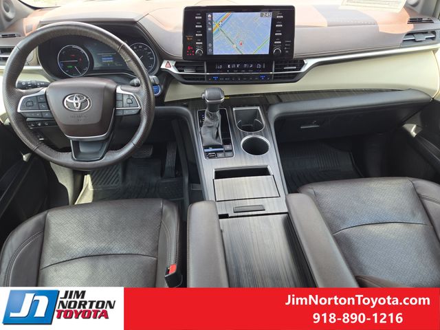 Used 2022 Toyota Sienna Van