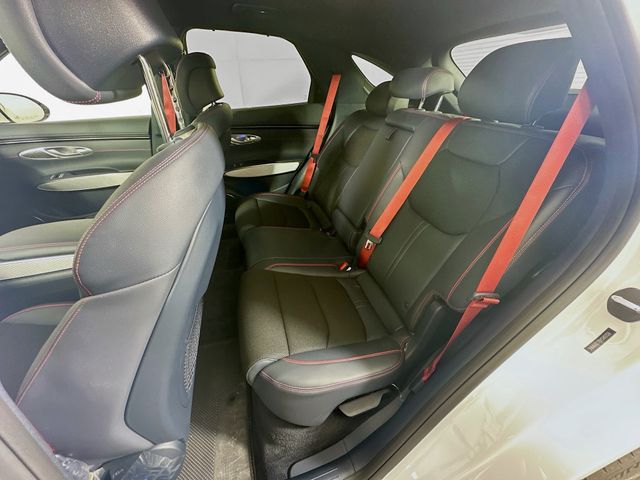 2025 Genesis GV70 Sport Prestige 26