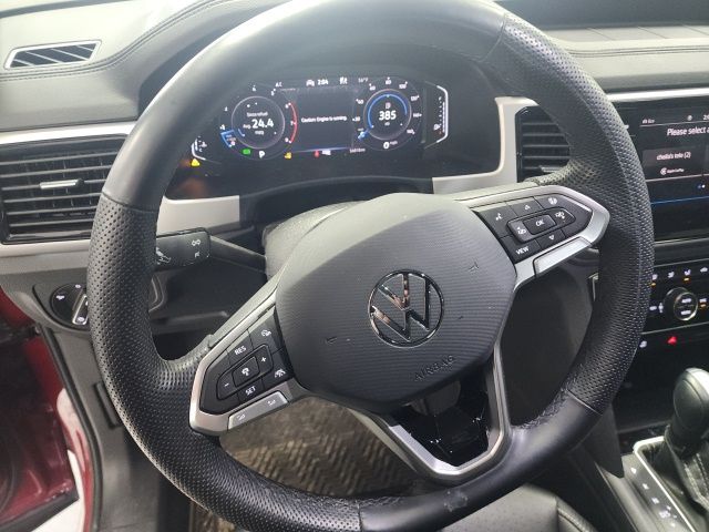 2023 Volkswagen Atlas Cross Sport 3.6L V6 SEL R-Line photo