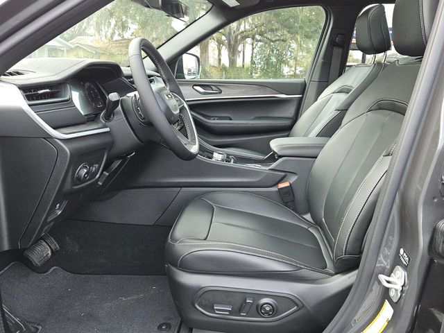 2026 Jeep Grand Cherokee Limited 4x2