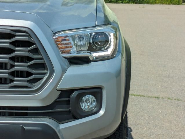 2023 Toyota Tacoma TRD Off-Road 14