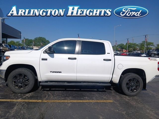 Super White 2021 Toyota Tundra Pickup Truck Four-Wheel Drive 6-Speed Automatic