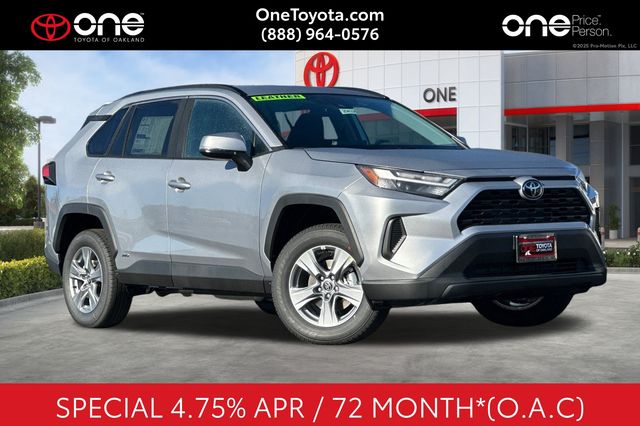 2025 Toyota RAV4 Hybrid XLE AWD