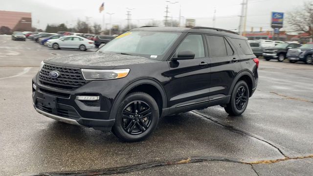 2022 Ford Explorer XLT 4