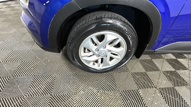 2023 Intense Blue Hyundai Venue SE FWD SUV