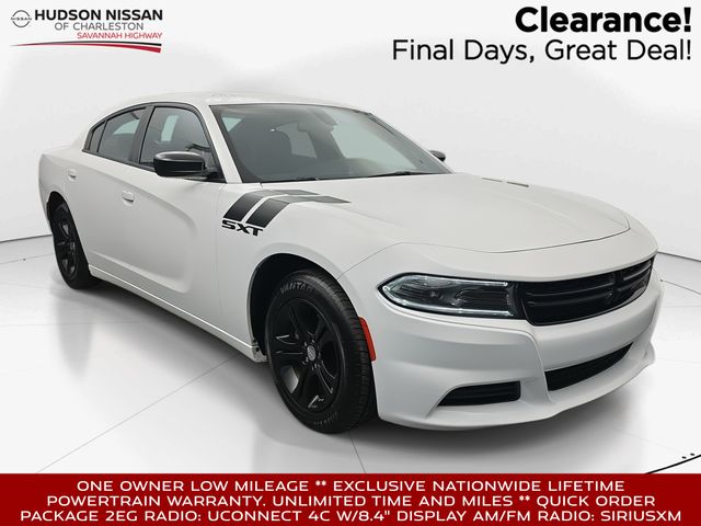 White Knuckle Clearcoat 2023 Dodge Charger SXT RWD Sedan Rear-Wheel Drive 8-Speed Automatic