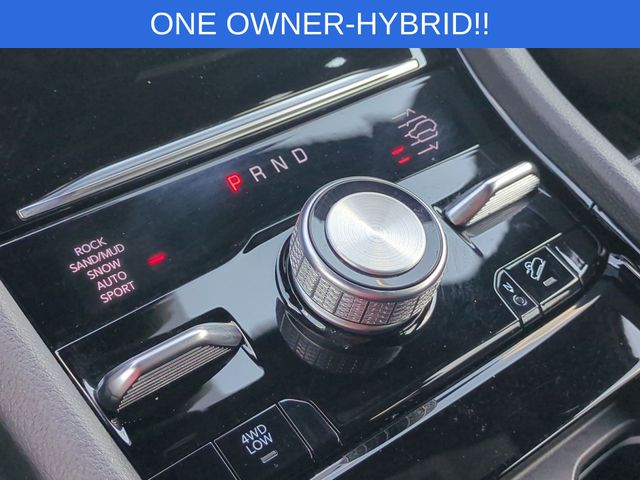 Used 2023 White Jeep Overland 4xe image 28