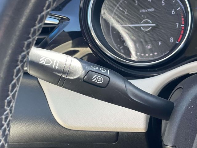 Used 2021 Blue Buick Select image 22