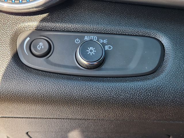 2025 Chevrolet Trax LT Gray at Toyota of Victoria