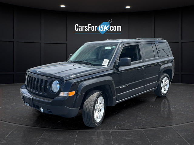 Used 2015 Black Clearcoat Jeep Latitude image 3