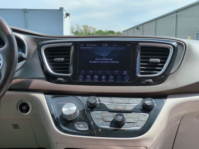used 2019 Chrysler Pacifica car, priced at $17,991
